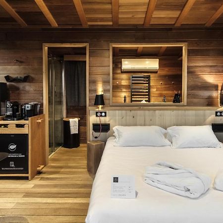Le Domaine Des Pres Verts Suites & Chambres Avec Jacuzzi Privatif Jouey Екстер'єр фото