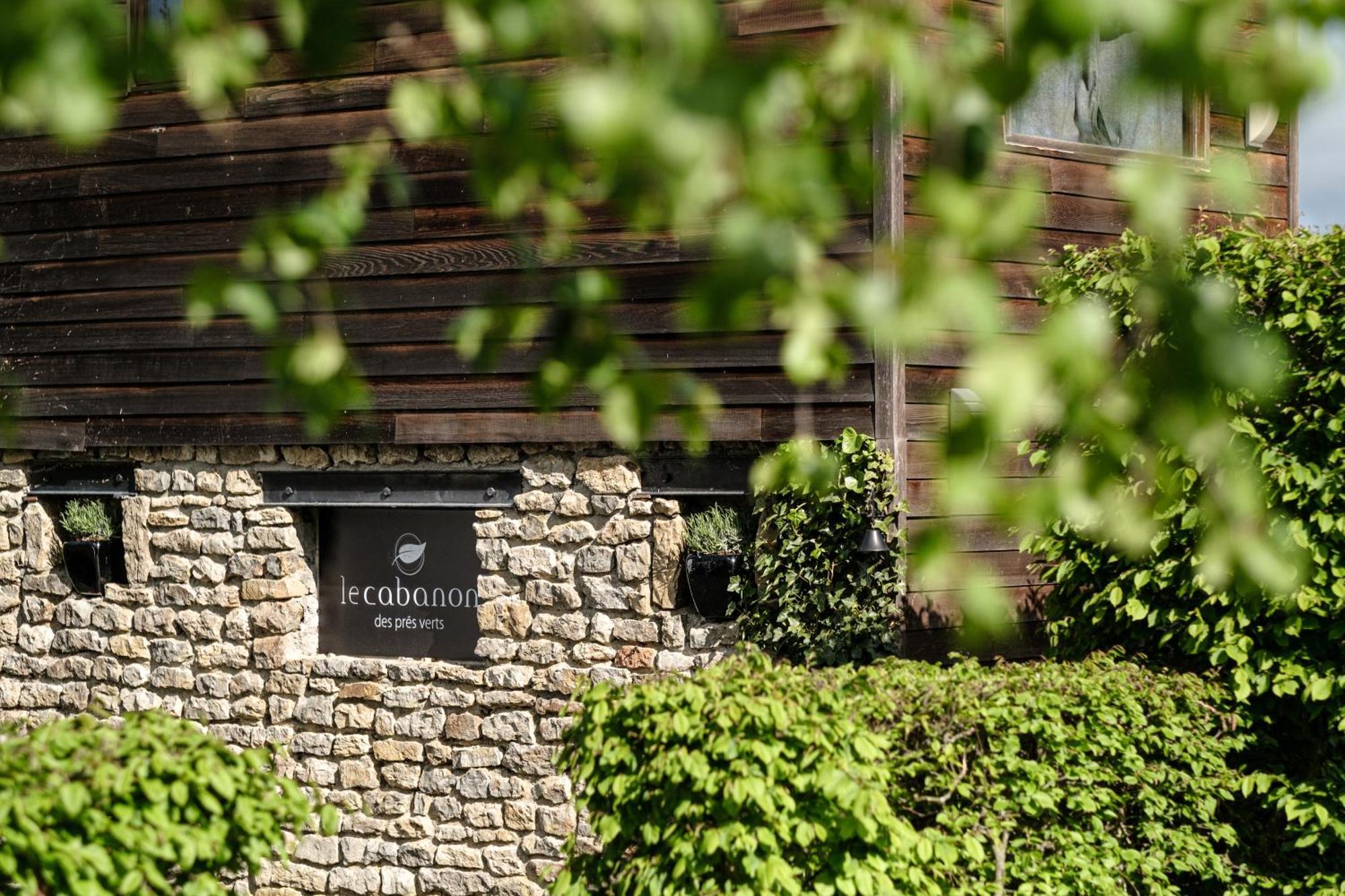 Le Domaine Des Pres Verts Suites & Chambres Avec Jacuzzi Privatif Jouey Номер фото